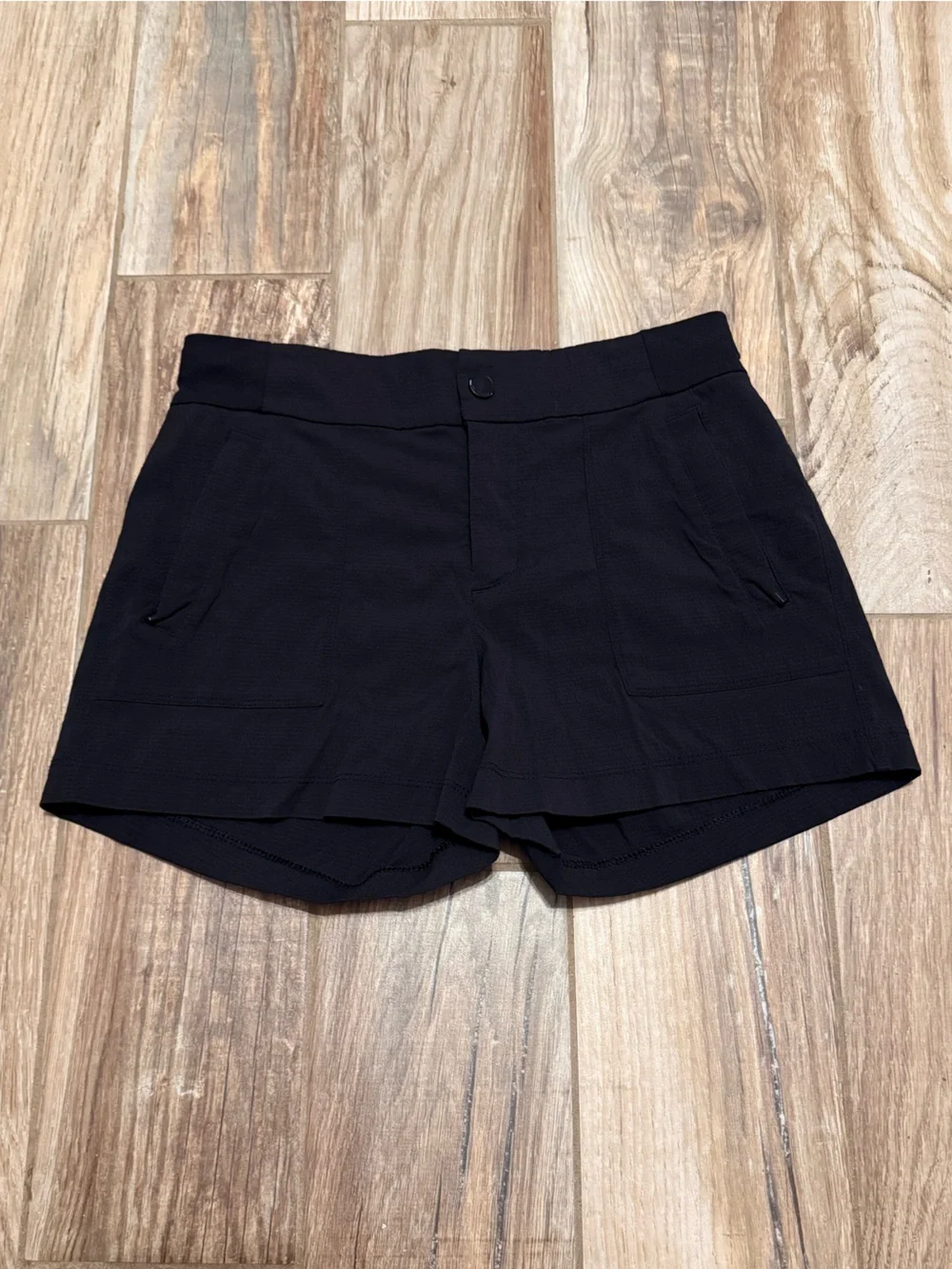 ATHLETA Black Trekkie Tribeca Hiking Athletic Shorts